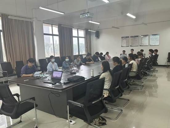 民族团结一家亲座谈会2